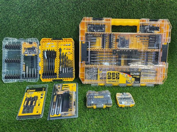 DEWALT SCREWDRIVER SETS
