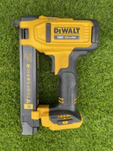 DeWalt DCN701N XJ 18V XR Electrician Stapler