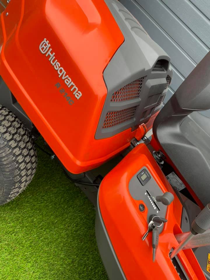 R214C Ride On Mower